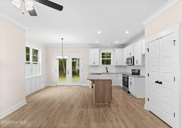 Photo 4 of Single family home for sale at 431 Peregrine Ridge Dr, New Bern, NC 28560 | MLS# 100543487 | Listing updated on 2026-08-18