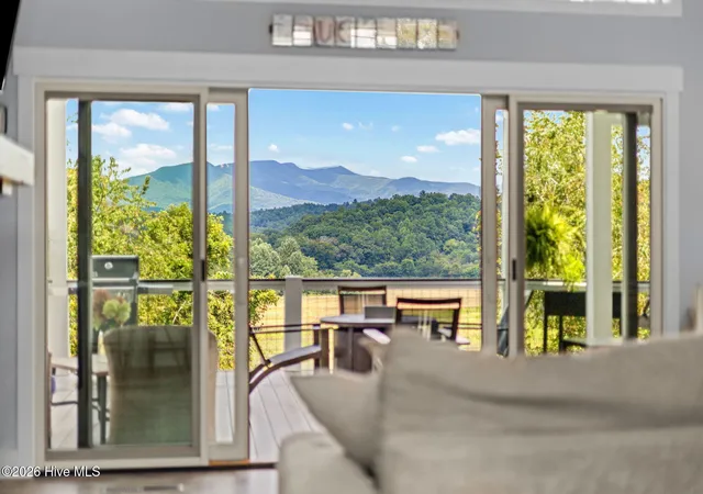 Photo 5 of Single family home for sale at 101 Mill St, Hayesville, NC 28904 | MLS# 98544248 | Listing updated on 2026-08-31