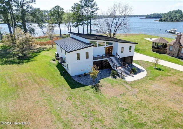 3rd image of 9226 Hart Dr, Oriental, NC 28571 | MLS# 100565827