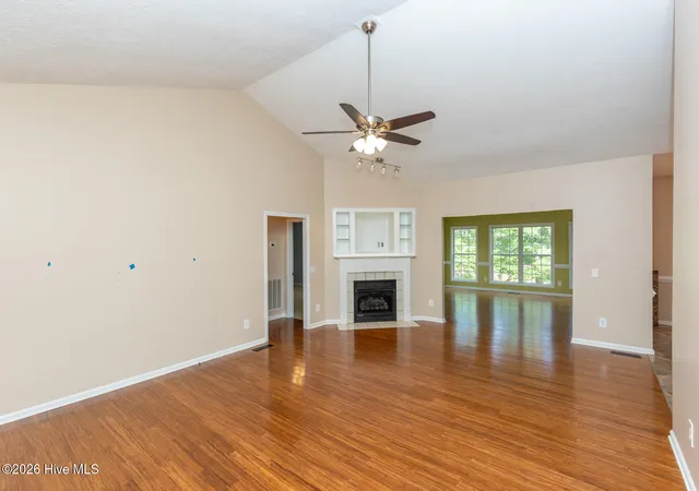 Photo 4 of Single family home for sale at 142 Overlook Dr, West End, NC 27376 | MLS# 100584899 | Listing updated on 2026-08-18