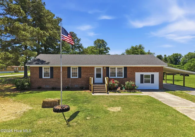 Homes for sale in Grifton, NC | 1165 Old Snow Hill Rd, Grifton, NC 28530 | MLS# 100574732