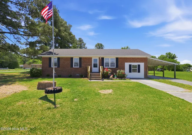 Homes for sale in Grifton, NC | 1165 Old Snow Hill Rd, Grifton, NC 28530 | MLS# 100574732