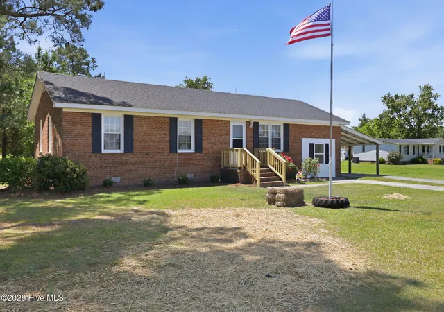 Photo 3 of Single family home for sale at 1165 Old Snow Hl Rd, Grifton, NC 28530 | MLS# 100574732 | Listing updated on 2026-09-10