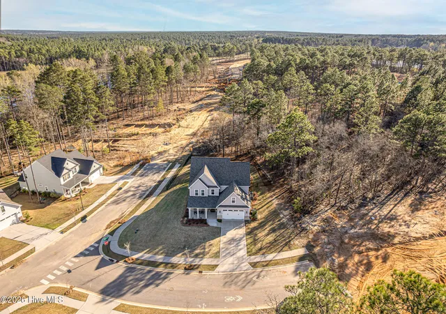Photo 4 of Single family home for sale at 1528 Salters Ln, Aberdeen, NC 28315 | MLS# 100588356 | Listing updated on 2026-08-18