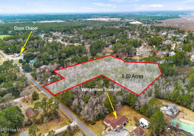 Homes for sale in Varnamtown, NC | 15 Varnamtown Rd Sw, Varnamtown, NC 28462 | MLS# 100490324