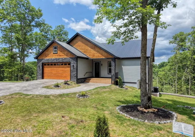 Photo 5 of Single family home for sale at 116 Short Oak Run, Murphy, NC 28906 | MLS# 100579907 | Listing updated on 2026-08-28