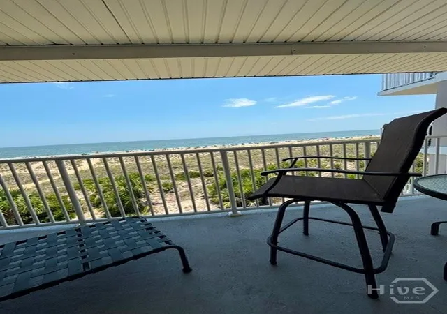 Homes for sale in Tybee Island, GA | 404 Butler Avenue, Tybee Island, GA 31328 | Houzeo