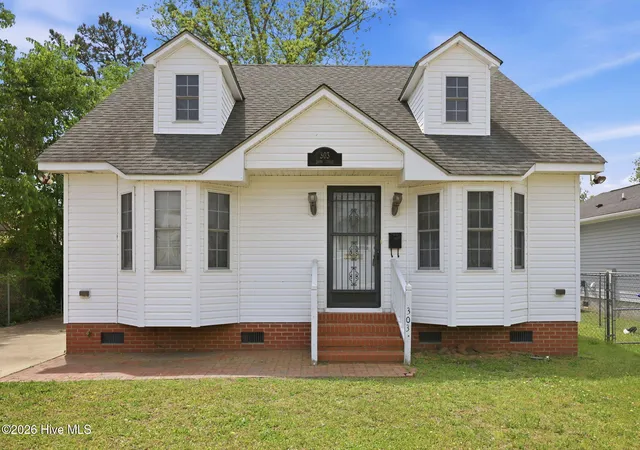 1st image of 303 Dobbs St, Hertford, NC 27944 | MLS# 100571531