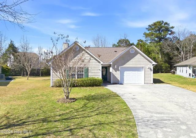 Photo 3 of Single family home for sale at 111 Bay Tree Cir, Hampstead, NC 28443 | MLS# 100562982 | Listing updated on 2026-09-23