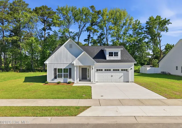 Photo 2 of Single family home for sale at 319 Mangrove Ct, Ayden, NC 28513 | MLS# 100570276 | Listing updated on 2026-08-18