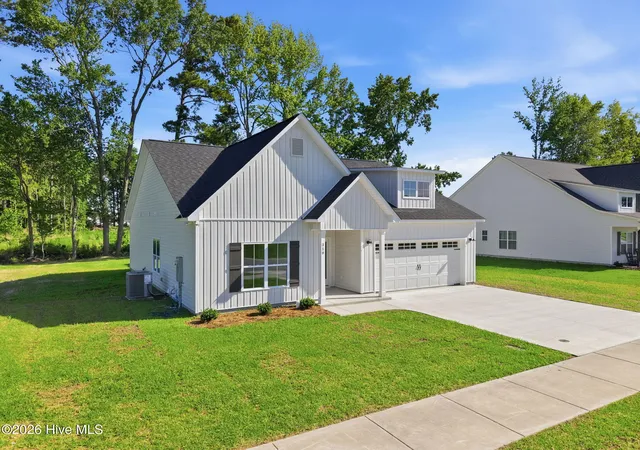 Photo 3 of Single family home for sale at 319 Mangrove Ct, Ayden, NC 28513 | MLS# 100570276 | Listing updated on 2026-08-18