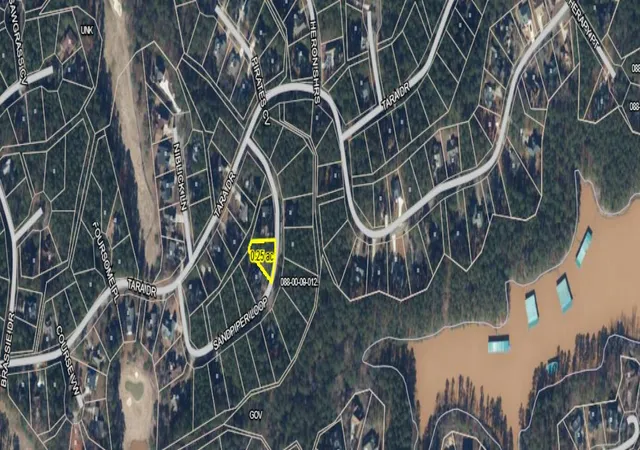 Homes for sale in Mc Cormick, SC | L2 Bl10 Sandpiper Loop, Mc Cormick, SC 29835 | MLS# 98255963