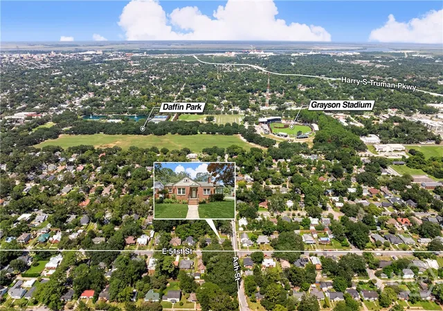 Homes for sale in Savannah, GA | 1318 E 51St St, Savannah, GA 31404 | MLS# SA335238