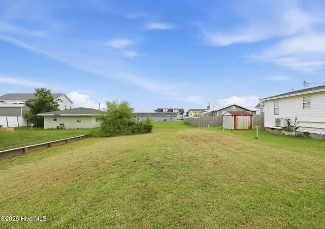 Photo 4 of Single family home for sale at 1106 Avery St, Morehead City, NC 28557 | MLS# 100594063 | Listing updated on 2026-09-02