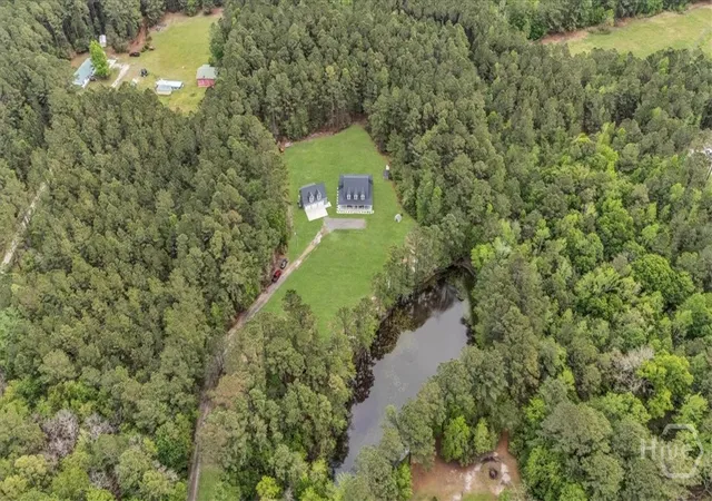 Photo 3 of Single family home for sale at 182 Old River Rd, Bloomingdale, GA 31302 | MLS# SA353235 | Listing updated on 2026-07-02