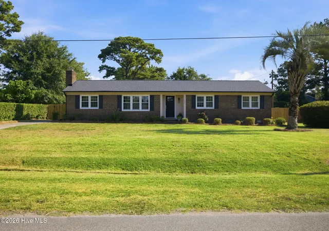 Homes for sale in Wilmington, NC | 127 Deerwood Dr, Wilmington, NC 28405 | MLS# 100587825