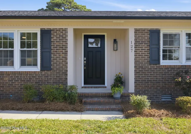 Photo 2 of Single family home for sale at 127 Deerwood Dr, Wilmington, NC 28405 | MLS# 100587825 | Listing updated on 2026-09-08