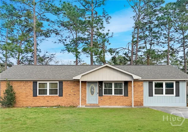 Photo 1 of Single family home for sale at 476 Elm St, Hinesville, GA 31313 | MLS# SA350657 | Listing updated on 2026-07-28