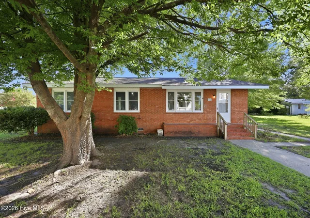 1st image of 526 N A St, Bridgeton, NC 28519 | MLS# 100584708
