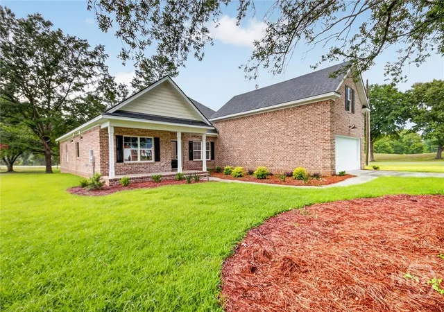 Homes for sale in Ellabell, GA | 18 Lansing Dr, Ellabell, GA 31308 | MLS# SA358781