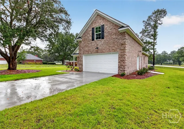 Homes for sale in Ellabell, GA | 18 Lansing Dr, Ellabell, GA 31308 | MLS# SA358781