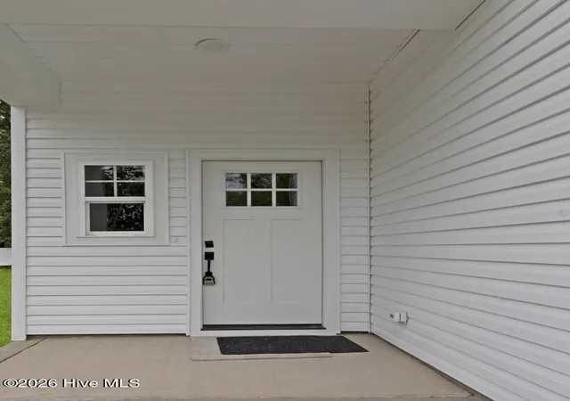 Photo 2 of Single family home for sale at 410 Summit St, Aberdeen, NC 28315 | MLS# 100570994 | Listing updated on 2026-08-18