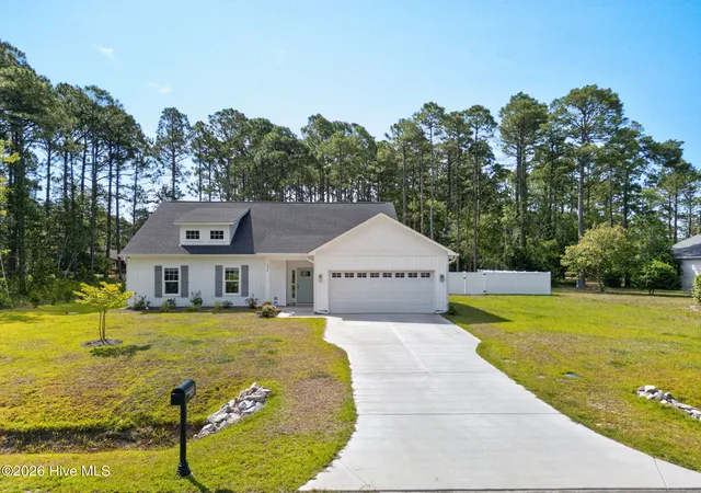 Photo 3 of Single family home for sale at 342 Shore Ct NW, Calabash, NC 28467 | MLS# 100585385 | Listing updated on 2026-08-18