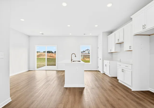 Photo 4 of Single family home for sale at 7112 Nw Mongolian Oak Dr, Aiken, SC 29801 | MLS# 98202633 | Listing updated on 2026-08-18
