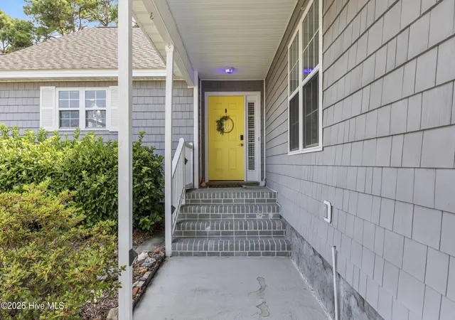 Photo 3 of Single family home for sale at 9208 Slice Ct, Wilmington, NC 28412 | MLS# 100590691 | Listing updated on 2026-08-18