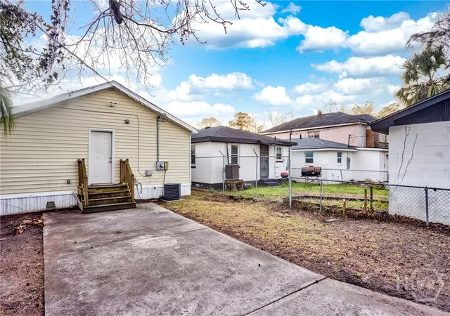 Homes for sale in Savannah, GA | 716 W 48th St, Savannah, GA 31405 | MLS# SA350070