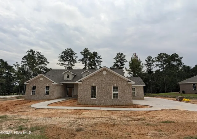 Photo 7 of Single family home for sale at 451 Long Shadow Dr, Aiken, SC 29803 | MLS# 100585612 | Listing updated on 2026-09-02