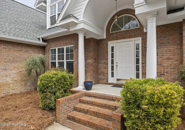 Photo 3 of Single family home for sale at 8600 Abbey Glen Way, Wilmington, NC 28411 | MLS# 100561336 | Listing updated on 2026-09-06