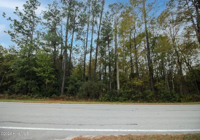 5th image of 861 Roberts Rd, Newport, NC 28570 | MLS# 100476978