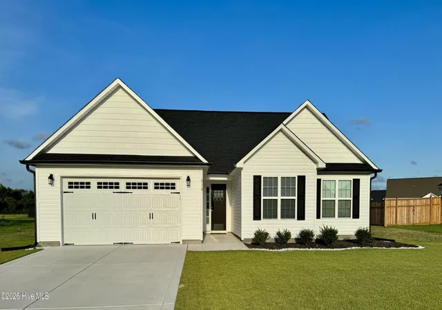 Single family home for sale at 810 Calebs Crk Ct, Maysville, NC 28555 | MLS# 100590593