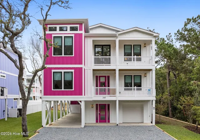 Photo 49 of Single family home for sale at 100 Se 66th Street, Oak Island, NC 28465 | MLS# 100584827 | Listing updated on 2026-08-25
