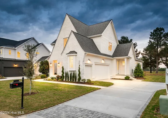 Photo 2 of Single family home for sale at 124 Pine Tree Point, Snow Hill, NC 28580 | MLS# 100592477 | Listing updated on 2026-08-31