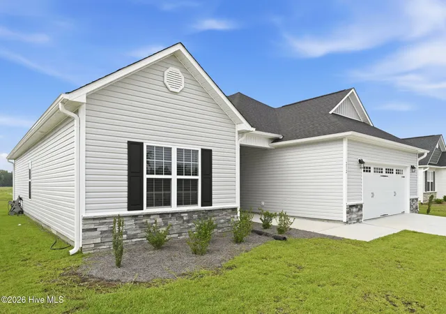 Photo 2 of Single family home for sale at 212 Windsor Run Blvd, Jacksonville, NC 28546 | MLS# 100593564 | Listing updated on 2026-08-18