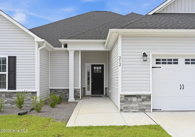 Photo 3 of Single family home for sale at 212 Windsor Run Blvd, Jacksonville, NC 28546 | MLS# 100593564 | Listing updated on 2026-08-18