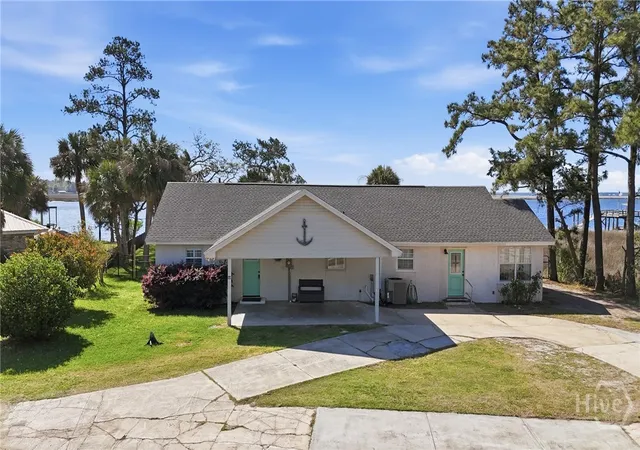 Homes for sale in Midway, GA | 150 Smoakhouse Dr, Midway, GA 31320 | MLS# SA354033