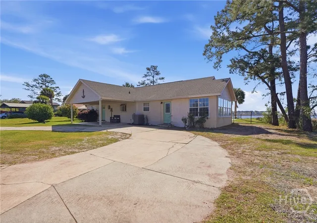 Homes for sale in Midway, GA | 150 Smoakhouse Dr, Midway, GA 31320 | MLS# SA354033
