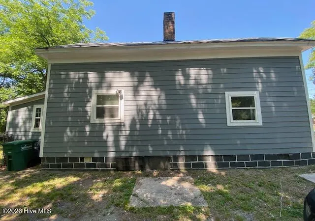 Photo 3 of Single family home for sale at 900 Viola St E, Wilson, NC 27893 | MLS# 100575500 | Listing updated on 2026-09-23