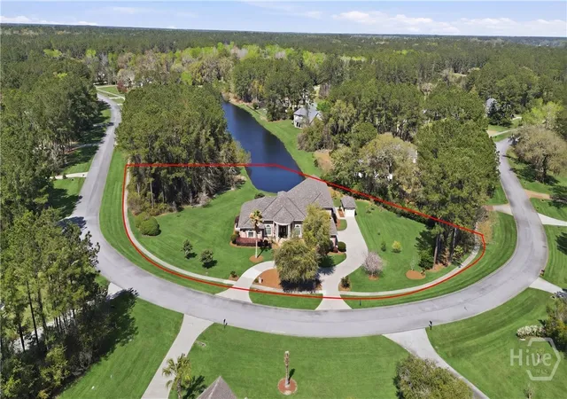 2nd image of 1108 Saint Catherine Cir, Richmond Hill, GA 31324 | MLS# SA351285