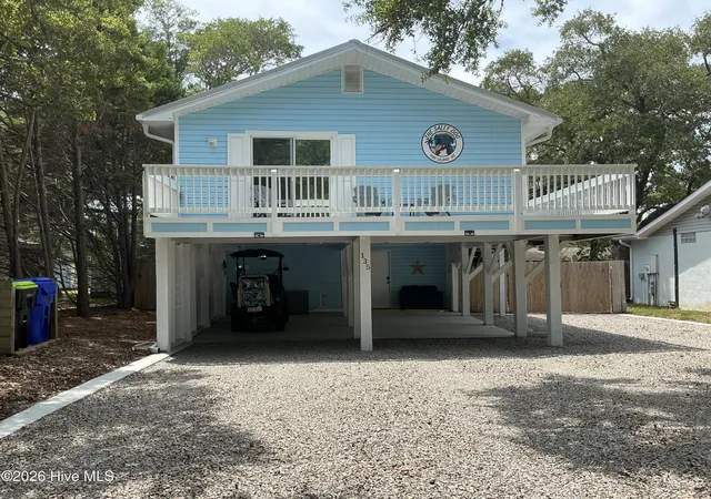 Homes for sale in Oak Island, NC | 135 Nw 3rd St, Oak Island, NC 28465 | MLS# 100584527