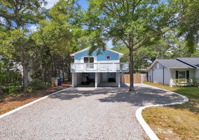 Homes for sale in Oak Island, NC | 135 Nw 3Rd St, Oak Island, NC 28465 | MLS# 100584527