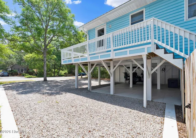 Homes for sale in Oak Island, NC | 135 Nw 3Rd St, Oak Island, NC 28465 | MLS# 100584527
