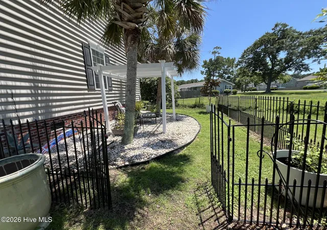 2nd image of 4 Schooner Dr, Swansboro, NC 28584 | MLS# 100586783
