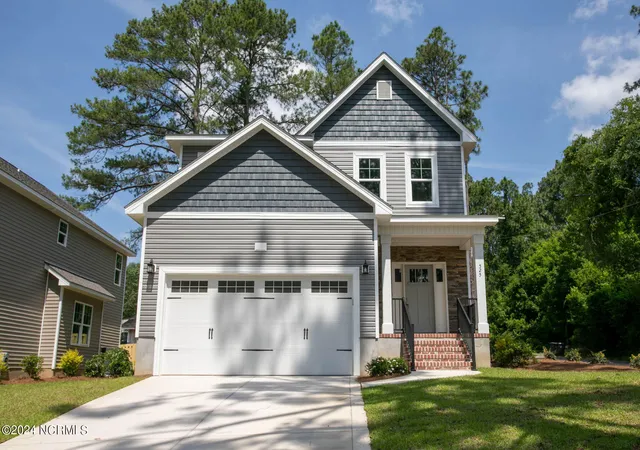 Photo 1 of Single family home for sale at 525 N Sycamore St, Aberdeen, NC 28315 | MLS# 100448568 | Listing updated on 2026-07-09