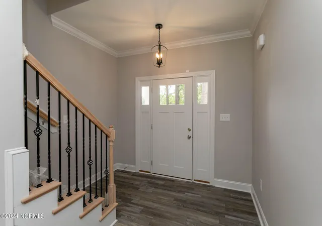 Photo 3 of Single family home for sale at 525 N Sycamore St, Aberdeen, NC 28315 | MLS# 100448568 | Listing updated on 2026-07-09