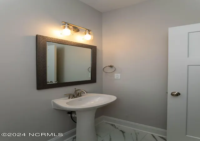 Photo 3 of Single family home for sale at 525 N Sycamore St, Aberdeen, NC 28315 | MLS# 100448568 | Listing updated on 2026-07-09