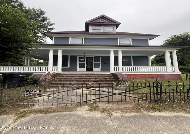 1st image of 410 N Road St, Elizabeth City, NC 27909 | MLS# 100580147